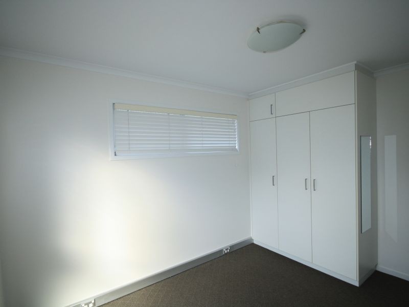 Unit 1/33 Watt Street, West Gladstone QLD 4680