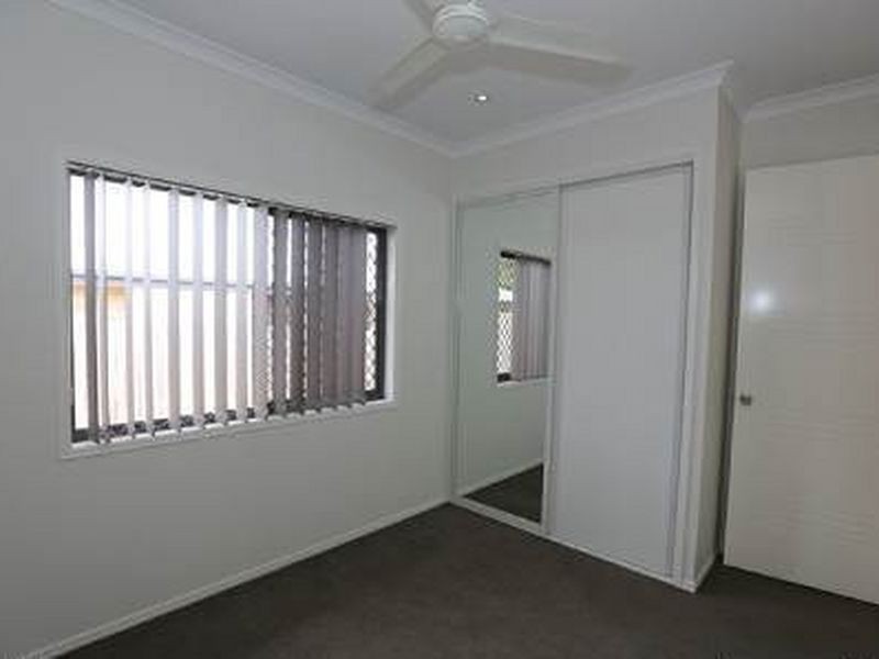 21 Larcom Rise, West Gladstone QLD 4680