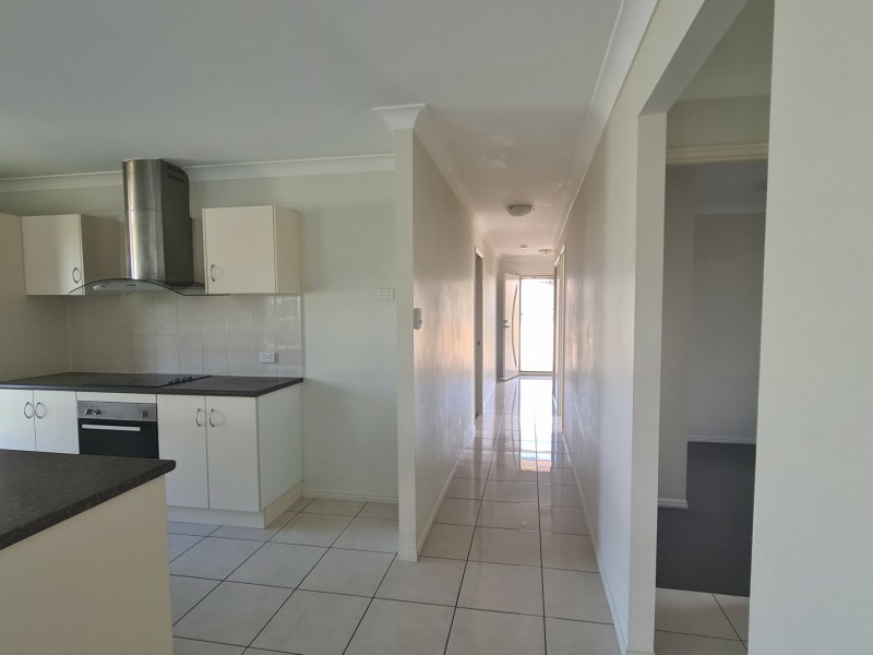 11 Giles Street, Glen Eden QLD 4680