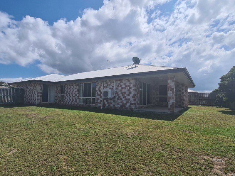 11 Giles Street, Glen Eden QLD 4680