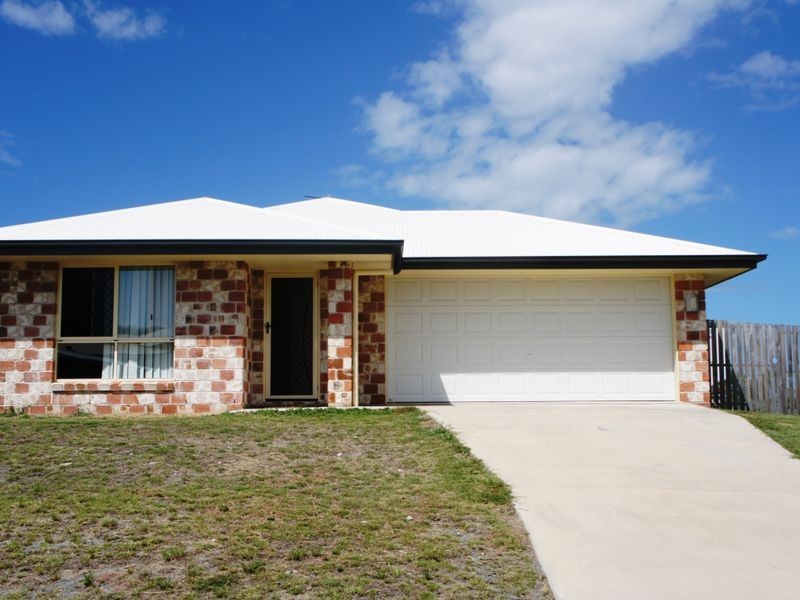 11 Giles Street, Glen Eden QLD 4680