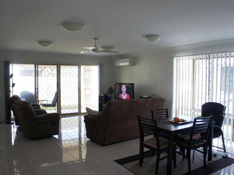 11 Giles Street, Glen Eden QLD 4680