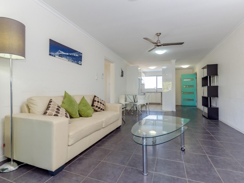 6/8 Roseberry Street, Gladstone QLD 4680