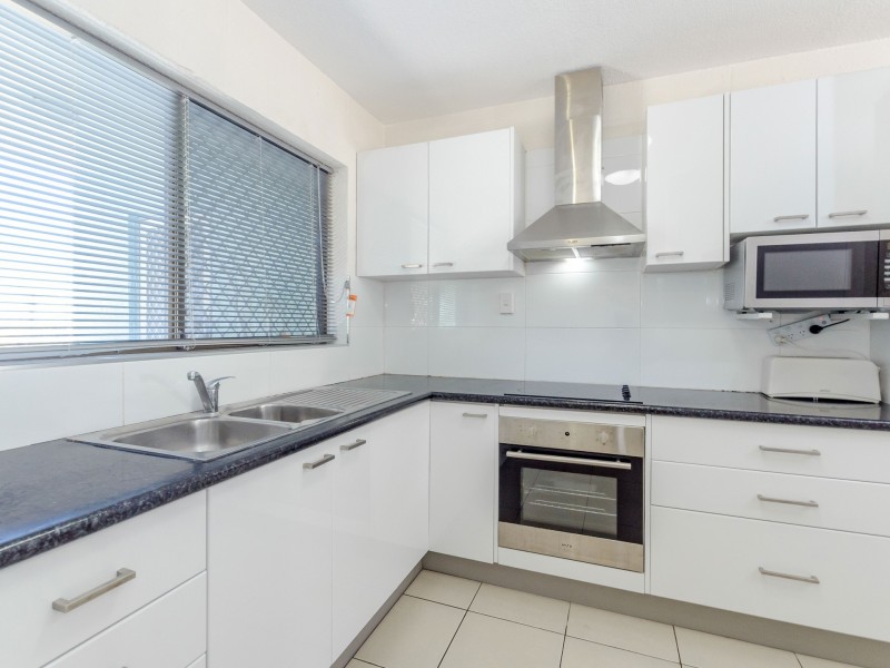 Unit 2/8 Roseberry Street, Gladstone QLD 4680