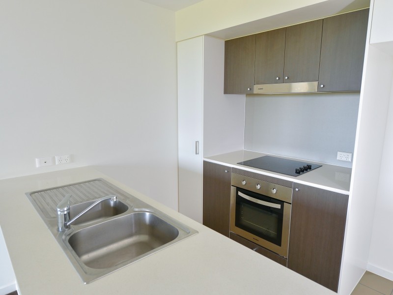 137/64 GLENLYON STREET, Gladstone QLD 4680