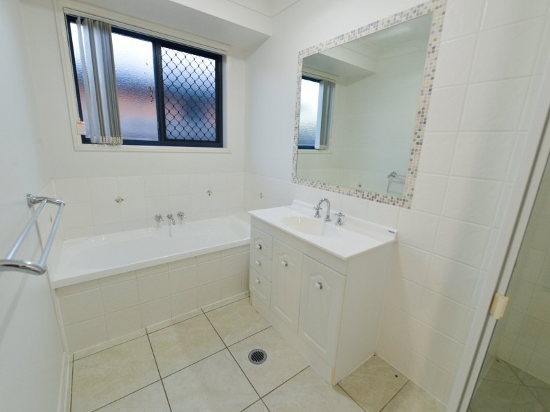 44 Whitbread Road, Clinton QLD 4680