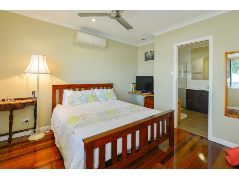 6 Dennis Street, Gladstone QLD 4680