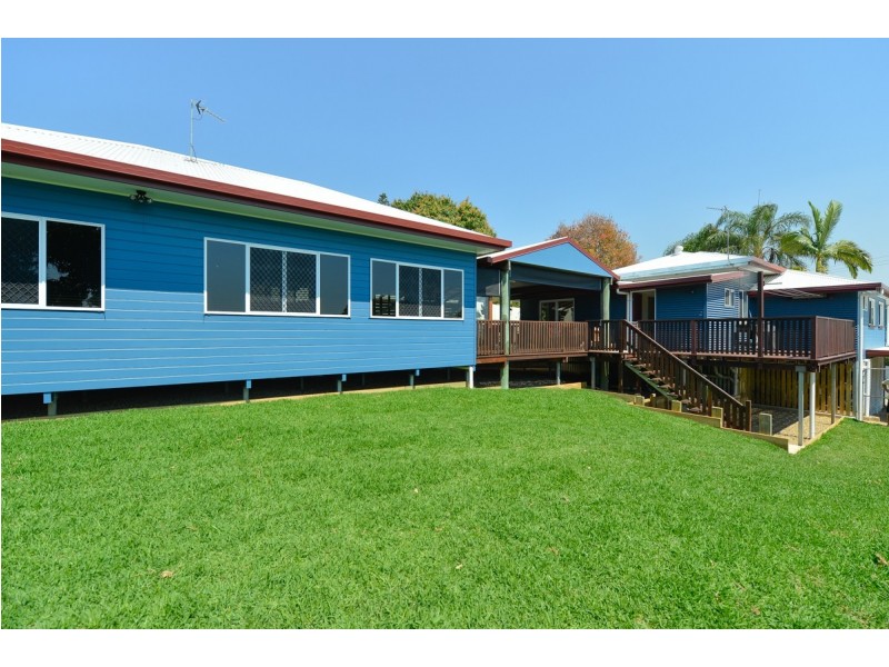 6 Dennis Street, Gladstone QLD 4680