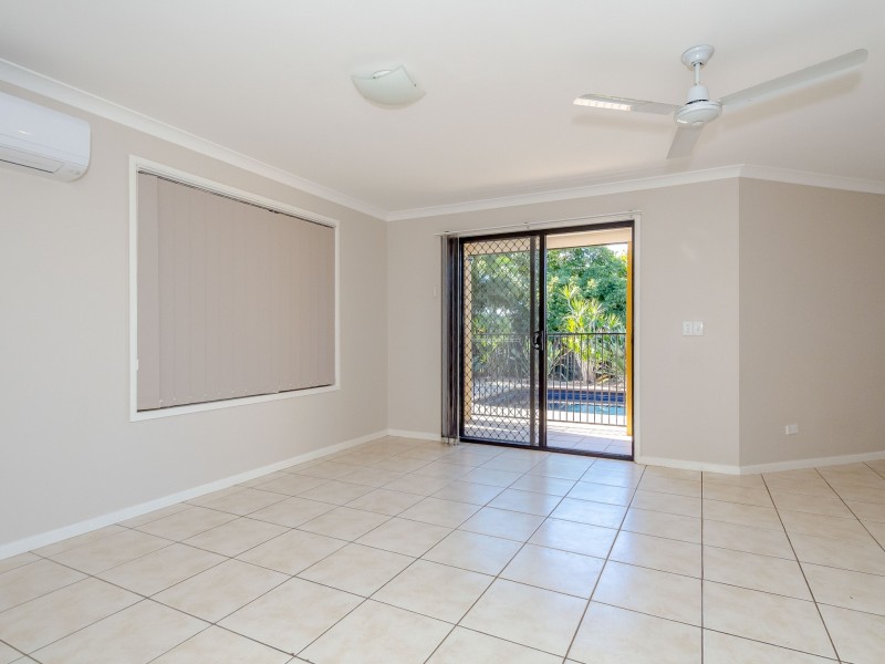 16 Craigmoor Court, New Auckland QLD 4680