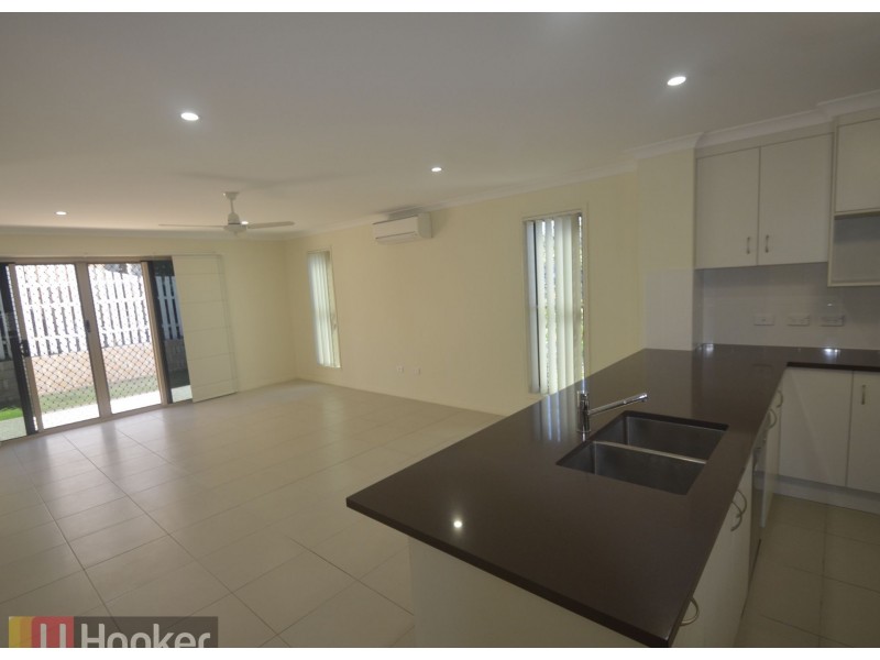 1/127 TOOLOOA STREET, South Gladstone QLD 4680