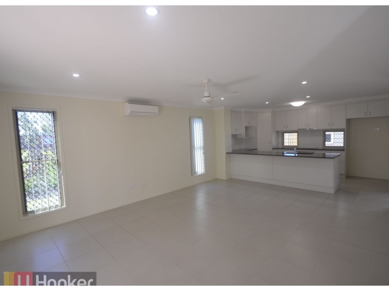 1/127 TOOLOOA STREET, South Gladstone QLD 4680