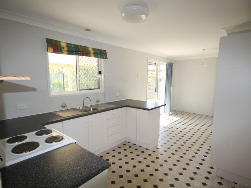 44 Clarance Drive, New Auckland QLD 4680