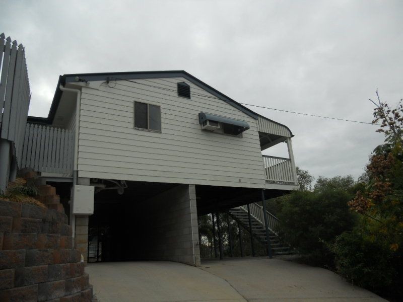 8 Wattle Street, New Auckland QLD 4680