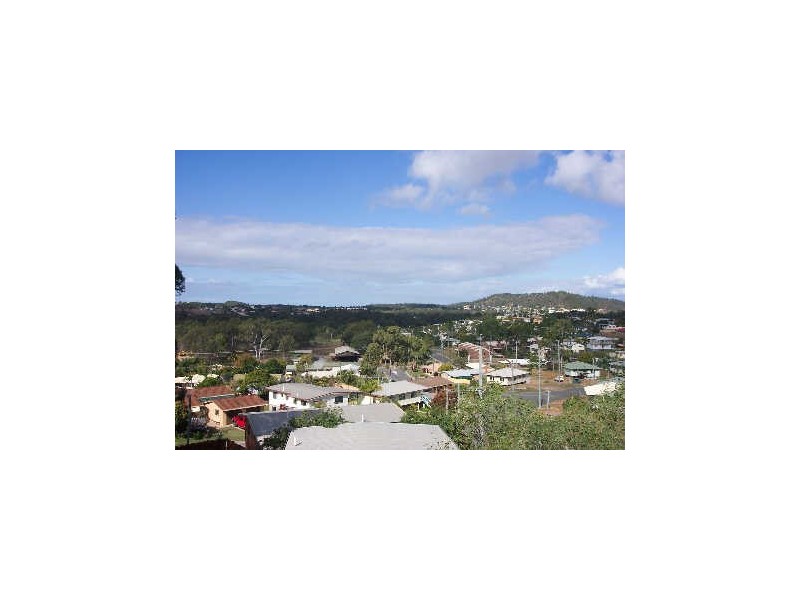 8 Wattle Street, New Auckland QLD 4680