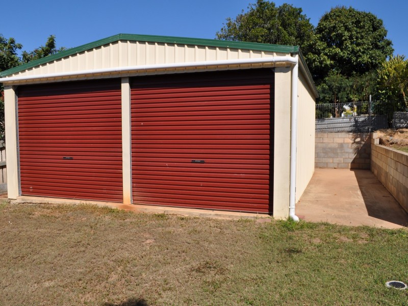 42 Walters Avenue, West Gladstone QLD 4680