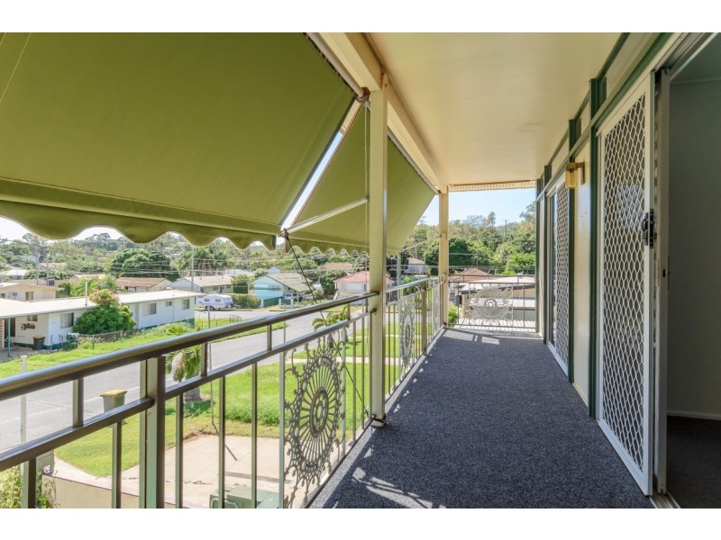 42 Walters Avenue, West Gladstone QLD 4680
