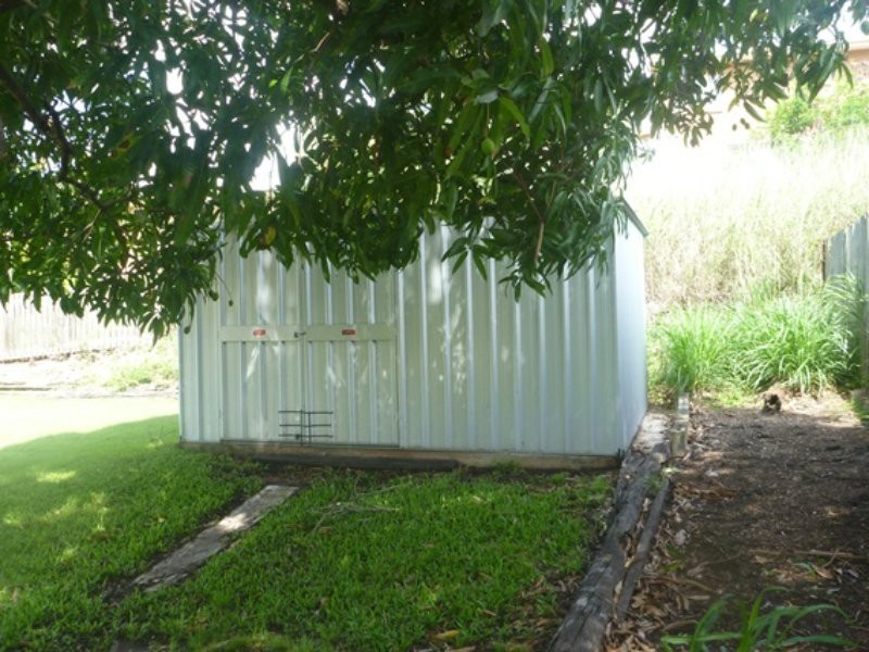 24 Aquarius Street, Clinton QLD 4680