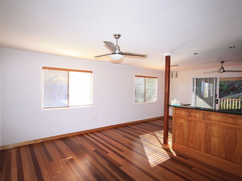 11 Coolongolook Close, West Gladstone QLD 4680