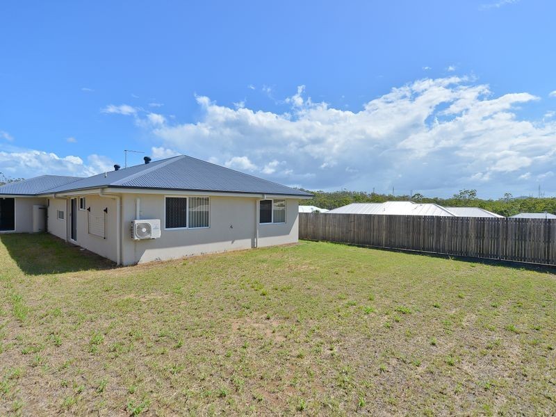 5 Greengard Place, Kirkwood QLD 4680