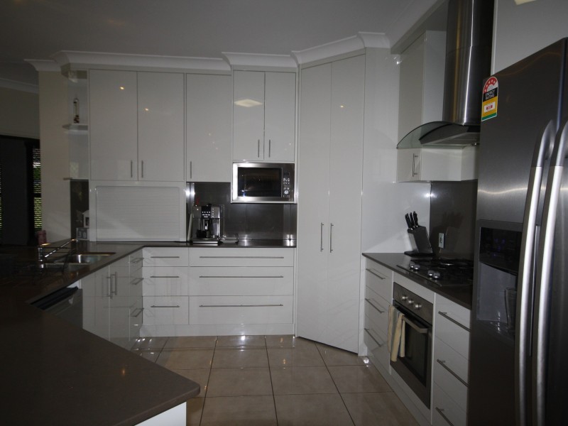 21 Longreach Court, Tannum Sands QLD 4680