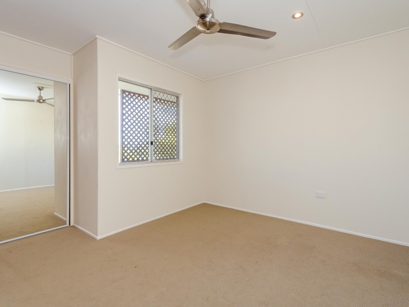 4 Allambee Close, West Gladstone QLD 4680