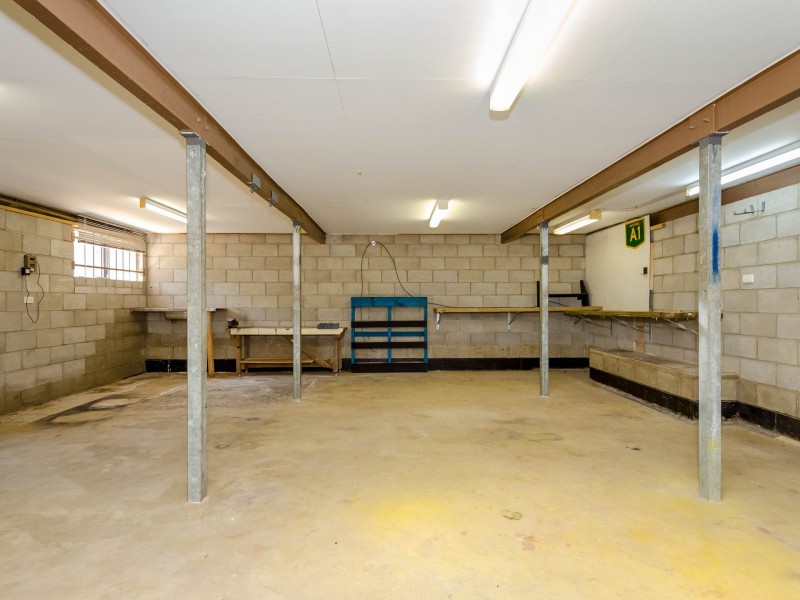 4 Allambee Close, West Gladstone QLD 4680