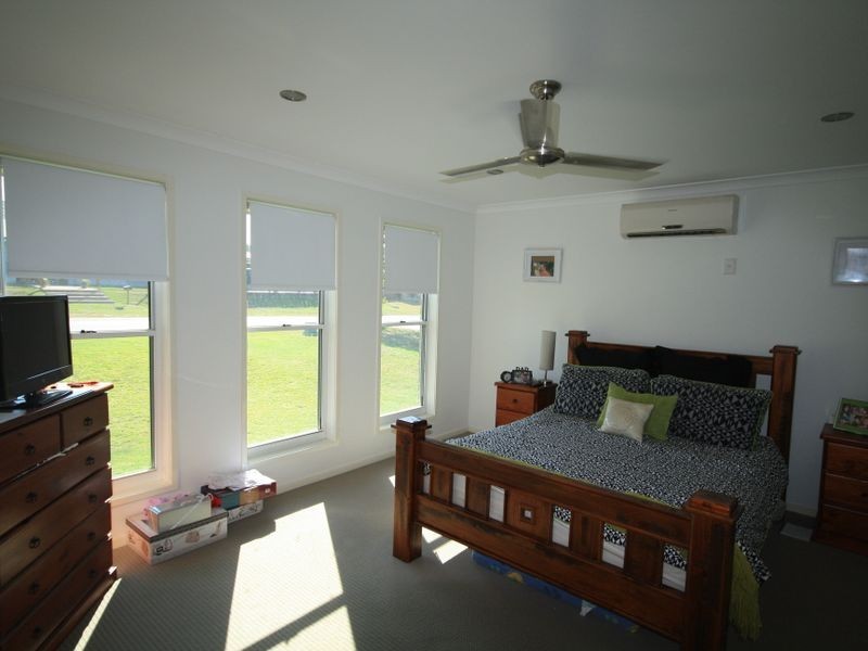 27 Liriope Drive, Kirkwood QLD 4680