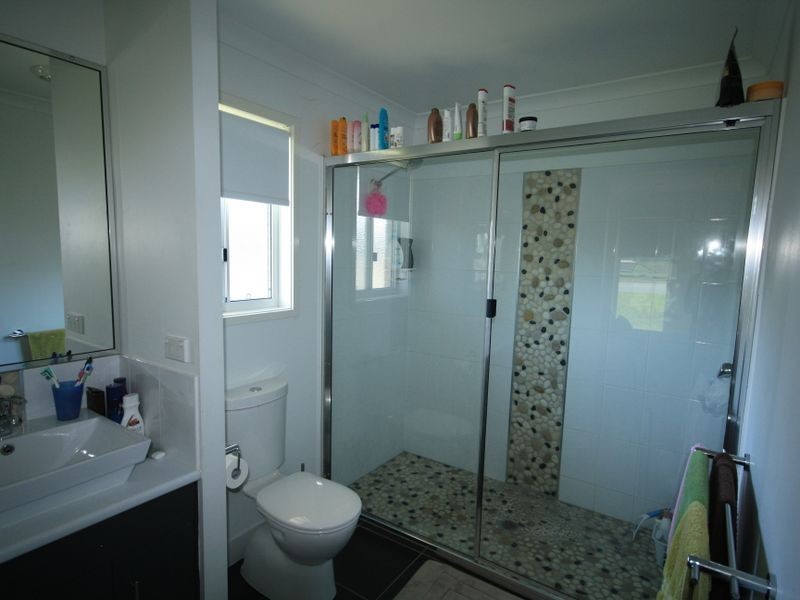 27 Liriope Drive, Kirkwood QLD 4680