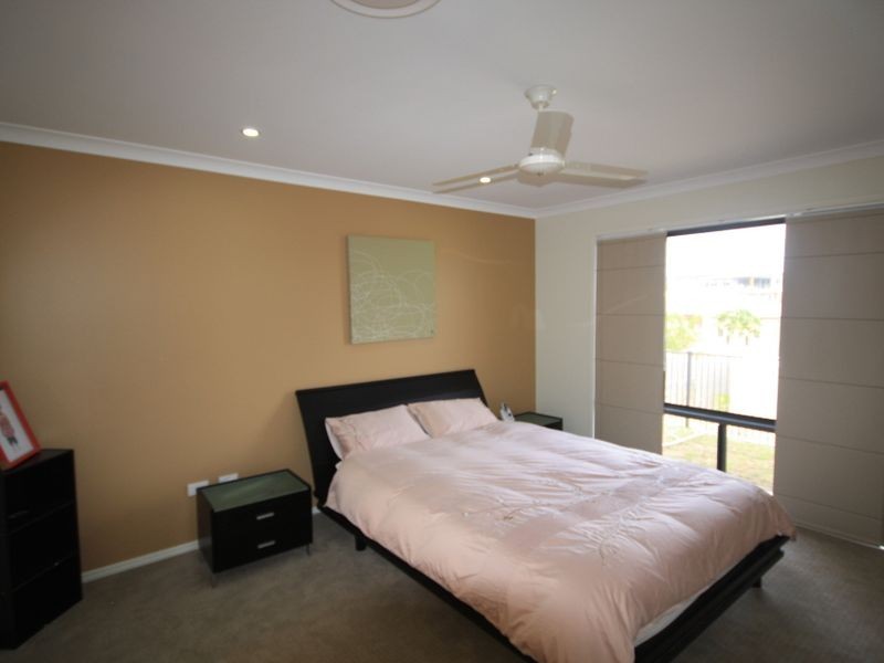 6 Wuruma Court, Clinton QLD 4680