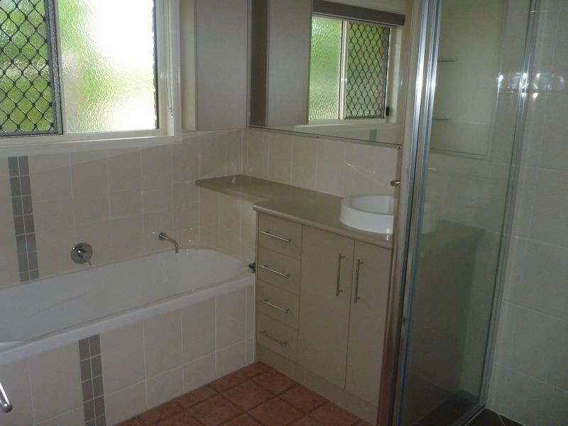 39 Ellington Street, New Auckland QLD 4680