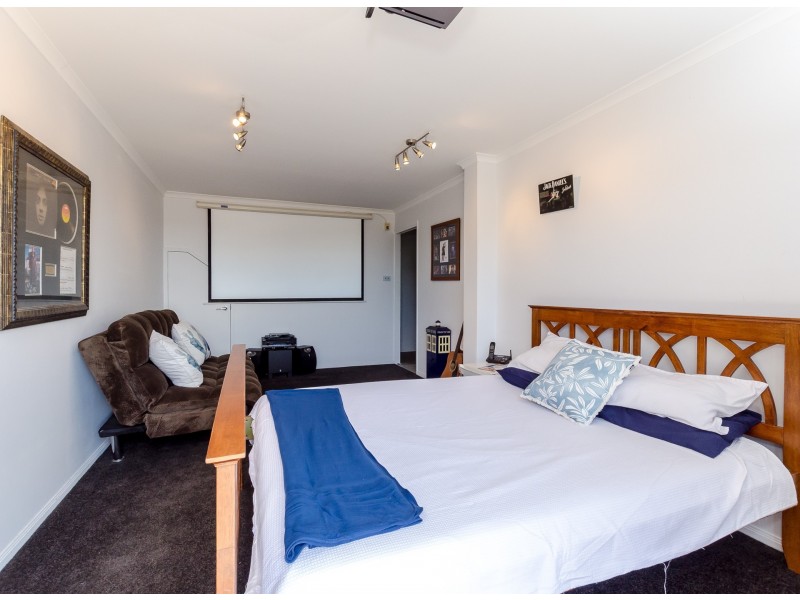 25B Agnes Street, South Gladstone QLD 4680