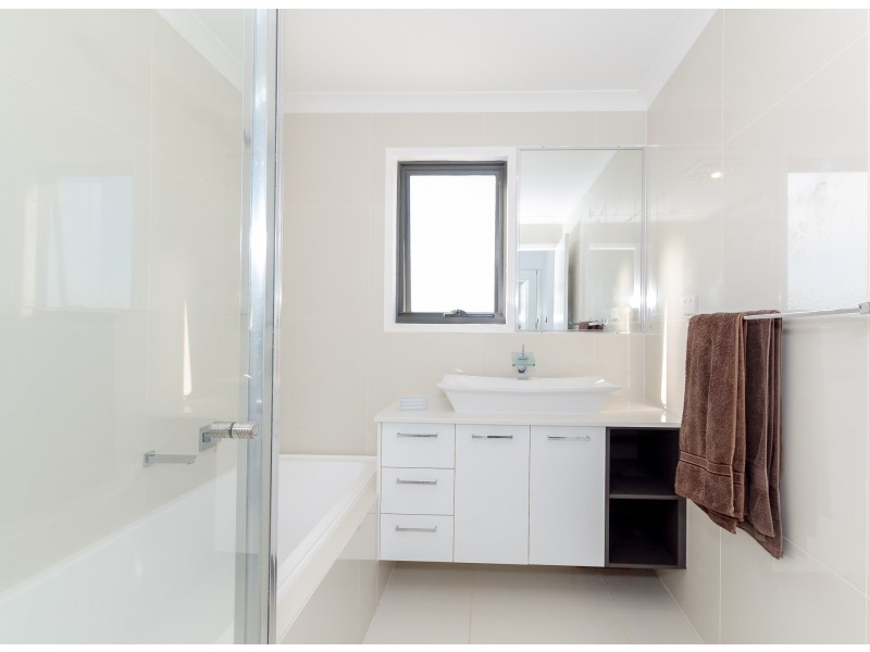 25B Agnes Street, South Gladstone QLD 4680