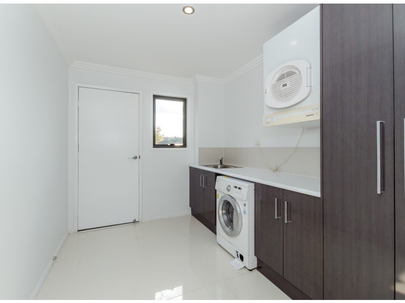 25B Agnes Street, South Gladstone QLD 4680