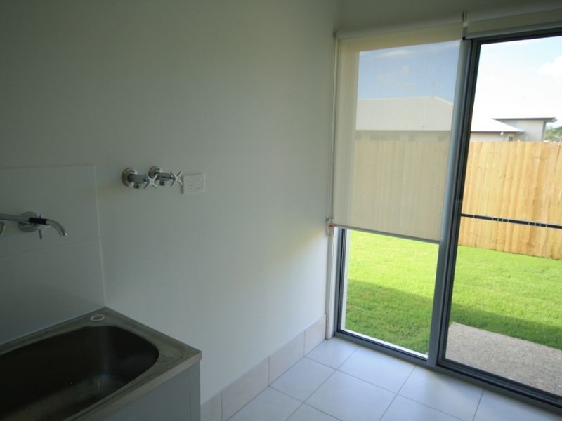 12 Winpara Drive, Kirkwood QLD 4680