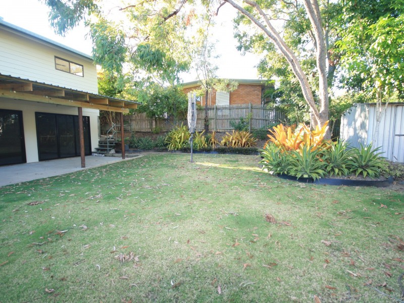 16 Columbia Avenue, Clinton QLD 4680