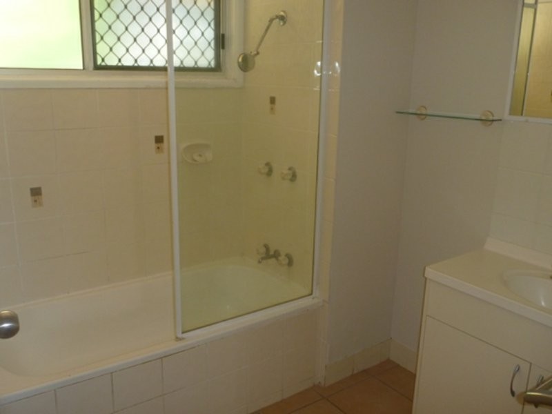 52 Dixon Drive, Telina QLD 4680