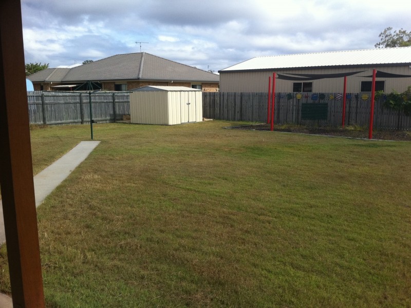 23 Victoria Avenue, Glen Eden QLD 4680