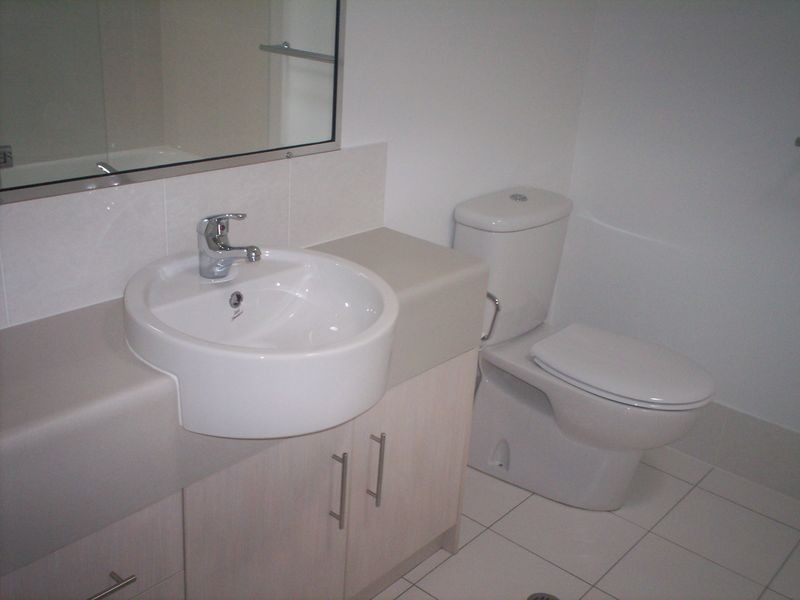 Unit 18/10 Nothling Street, New Auckland QLD 4680