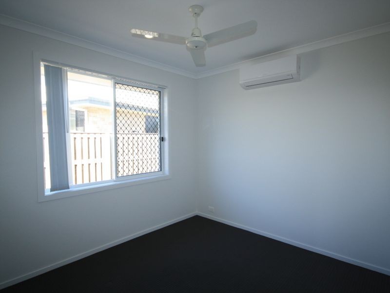 37 Parkway Crescent, Kirkwood QLD 4680