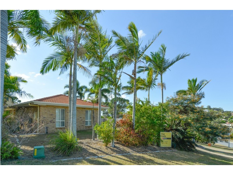 8 Fairbairn Place, Clinton QLD 4680