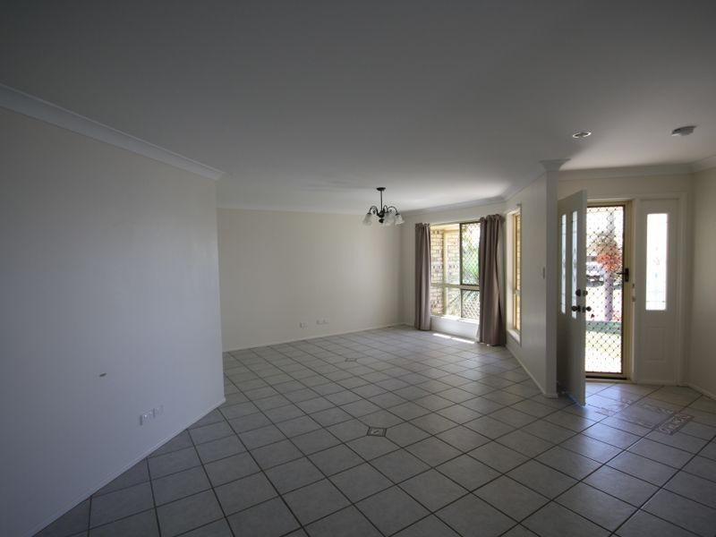 9 Dorinda Close, Clinton QLD 4680