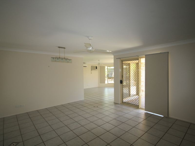 9 Dorinda Close, Clinton QLD 4680