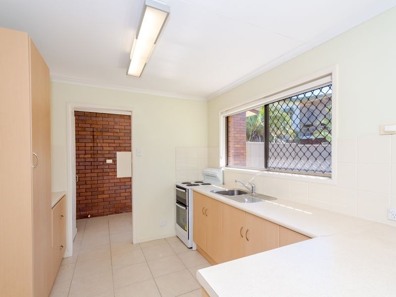 Unit 2/2 Apollo Drive, Clinton QLD 4680