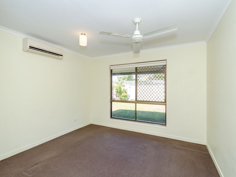 Unit 2/2 Apollo Drive, Clinton QLD 4680
