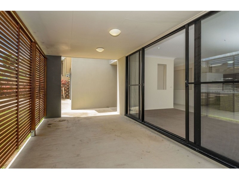 5 Glasshouse Place, New Auckland QLD 4680