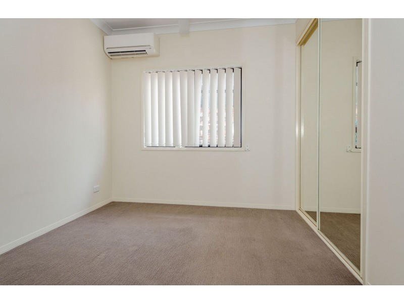 5 Glasshouse Place, New Auckland QLD 4680