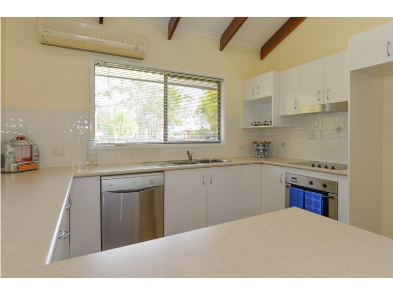 10 Cowan Close, South Gladstone QLD 4680