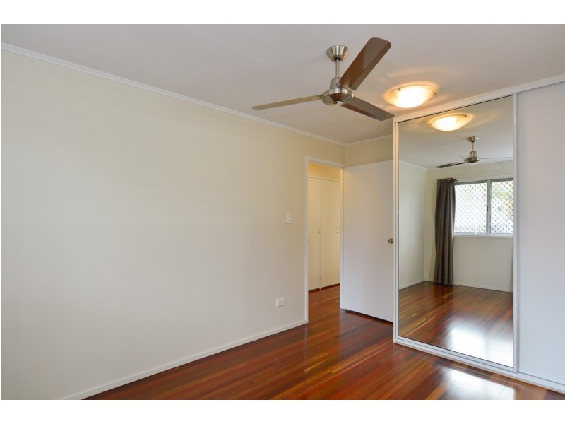24 Mellefont Street, West Gladstone QLD 4680