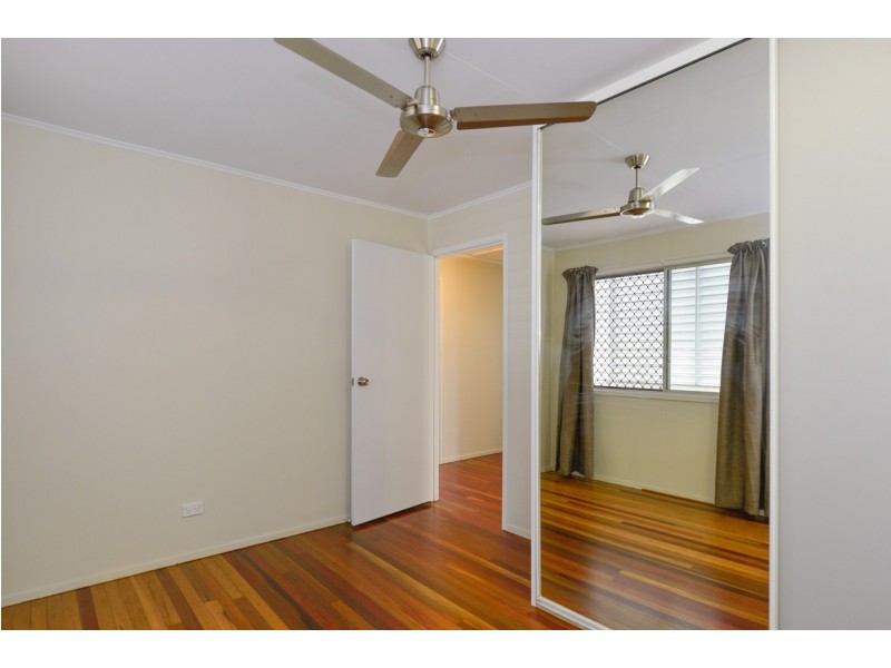24 Mellefont Street, West Gladstone QLD 4680