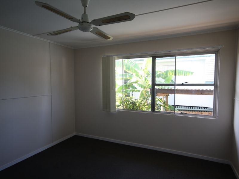 30 Sutton Street, Barney Point QLD 4680